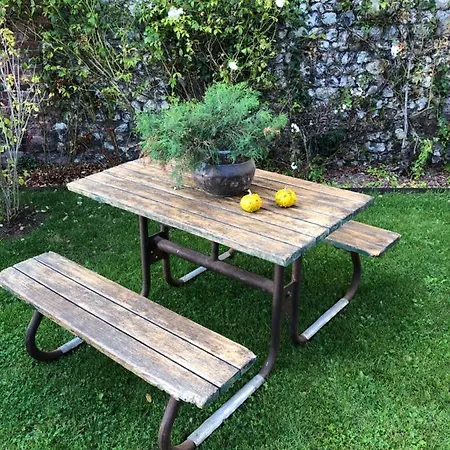 D'hôtes A L'ecole Buissonniere