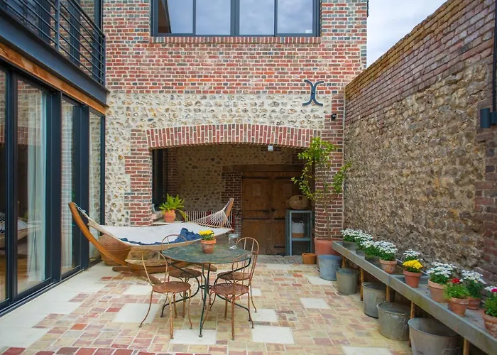 D'hotes A L'ecole Buissonniere Bed & Breakfast